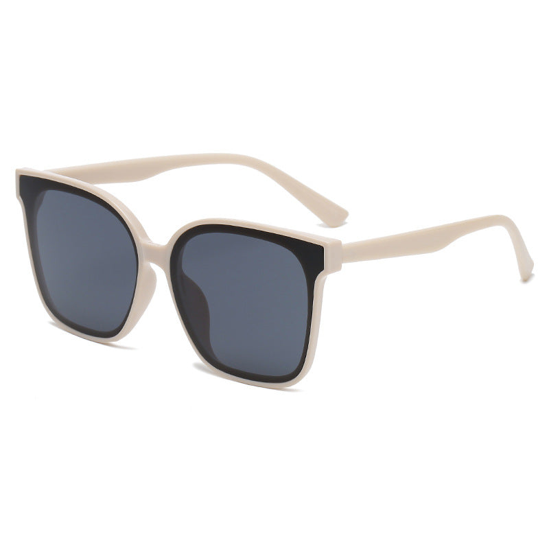 New Retro Net Red Simple Sunglasses Men And Women Trend Travel Street Shooting Sunglasses Decorative Glasses